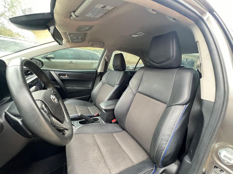 Thumbnail 5 of 2017 Toyota Corolla SE